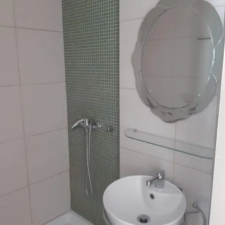 Klio And 公寓 尼欧波洛伊