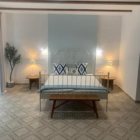 Klio And * 尼欧波洛伊