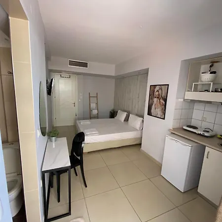 Klio And Appartement